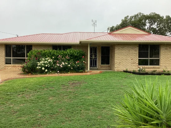 29 Peace Street, Warwick, Qld 4370
