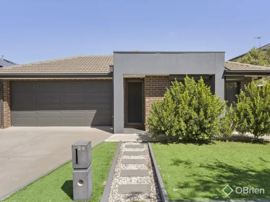 29 Royale Drive, Fraser Rise, Vic 3336