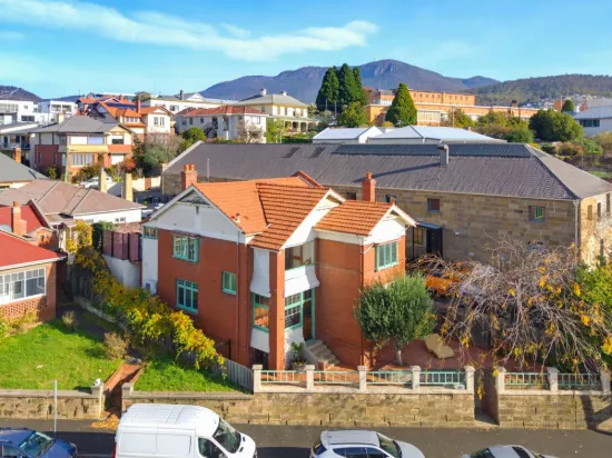 29 Sandy Bay Road, Battery Point, Tas 7004