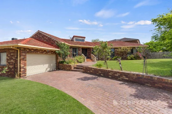 29 Sara Drive, Wheelers Hill, Vic 3150