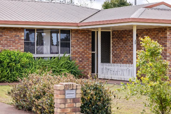 29 Seppelt Street, Wilsonton Heights, Qld 4350