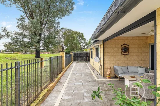 29 The Grange, The Vines, WA 6069-Image