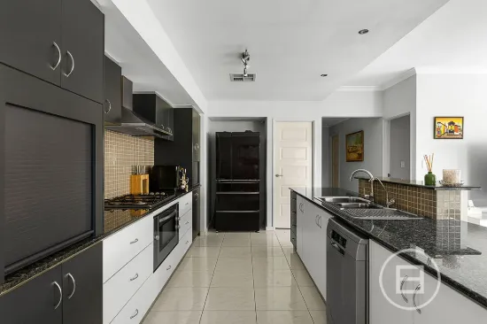 29 The Grange, The Vines, WA 6069-Image