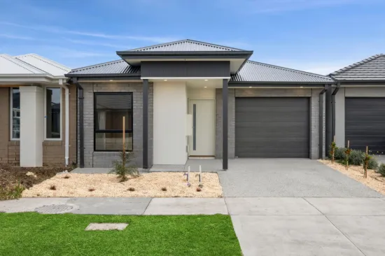 29 Tranquility Crescent, Armstrong Creek, Vic 3217