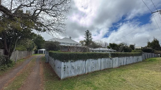 29 Wallace Street, Newtown, Qld 4350