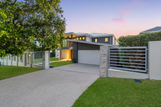 29 Warren Street, Wakerley, Qld 4154