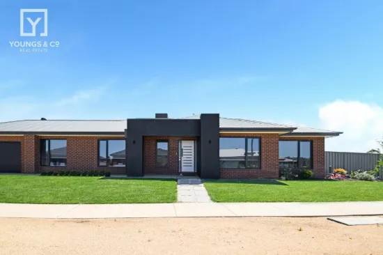29 Westwood Dr, Mooroopna, Vic 3629