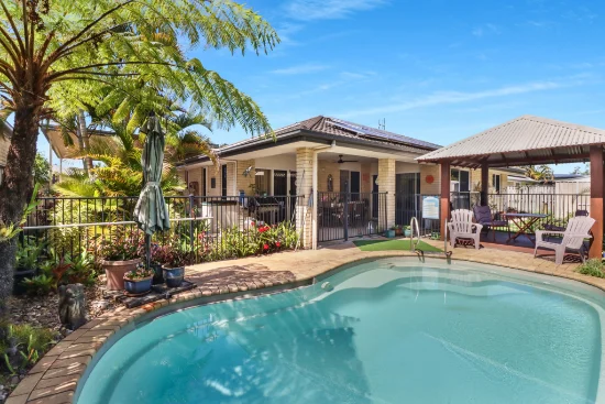 29 Whitsunday Drive, Pacific Paradise, Qld 4564