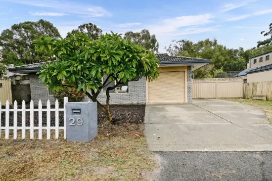 29 Woburn Way, Kelmscott, WA 6111