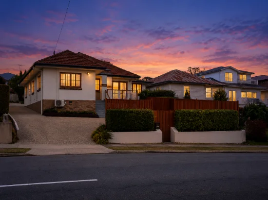 293 Rode Road, Wavell Heights, Qld 4012