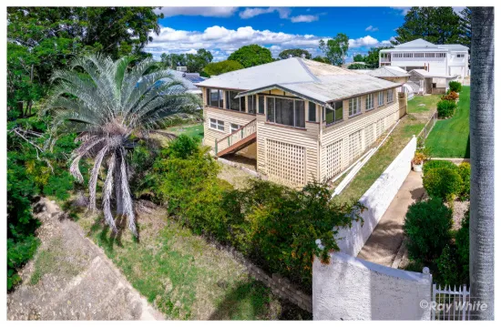 294 Upper Dawson Road, The Range, Qld 4700