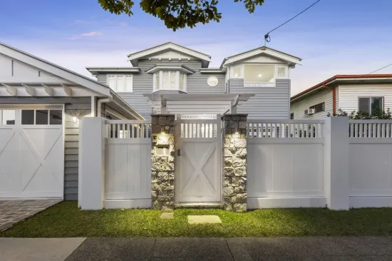 295 Hawthorne Road, Hawthorne, Qld 4171
