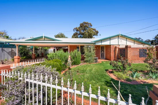 2A Hare Street, Lamington, WA 6430