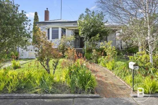 2A Howard Street, Soldiers Hill, Vic 3350
