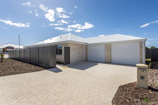 2A Larcom Road, Lakelands, WA 6180