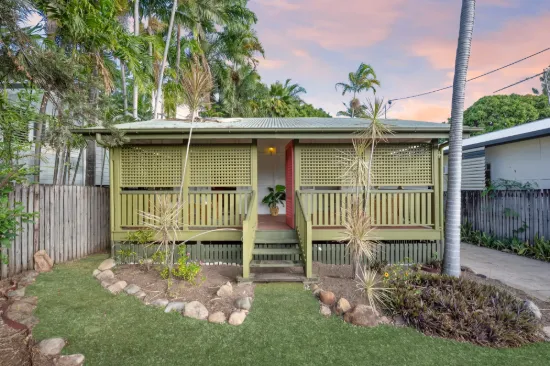 2A North Street, West End, Qld 4810