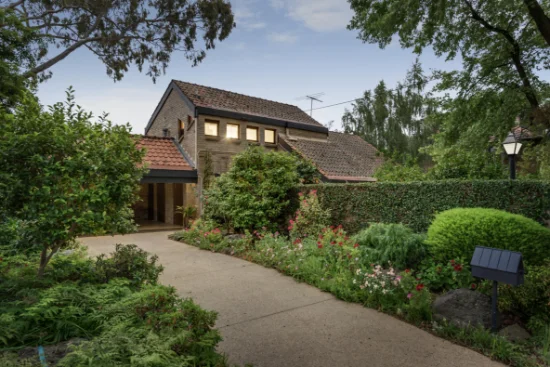2A Pembroke Road, Balwyn, Vic 3103