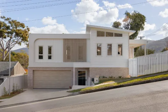 2A Pooraka Avenue, West Wollongong, NSW 2500