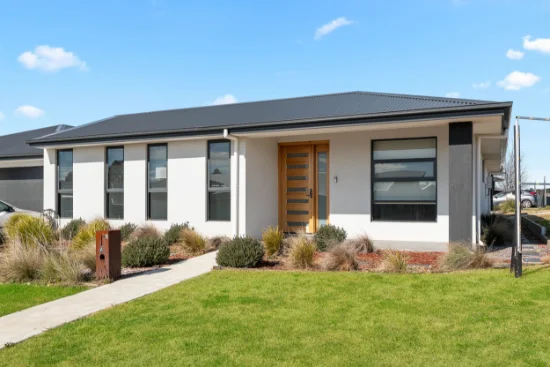2a Redman Circuit, Goulburn NSW 2580-Image