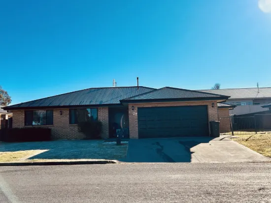 2A Springfield Street, Oberon, NSW 2787