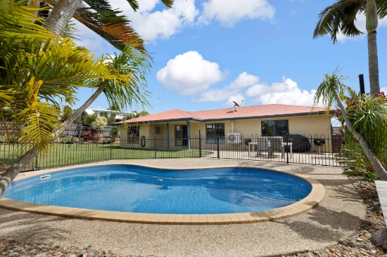 2A Sunset Place, Eimeo, Qld 4740