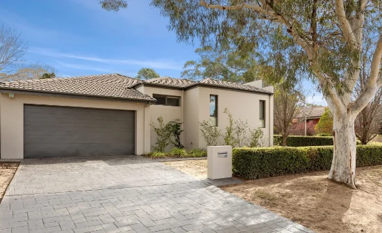 2a Thomson Street, Chifley, ACT 2606