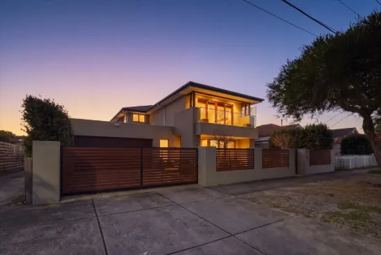 2A UPTON STREET, Altona, Vic 3018