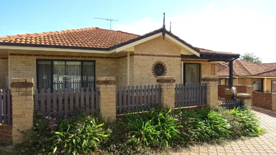 3/10 Heath Road, Kalamunda WA 6076-Image