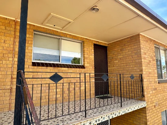 3/12 KOOKORA Street, Griffith NSW 2680 - For Rent