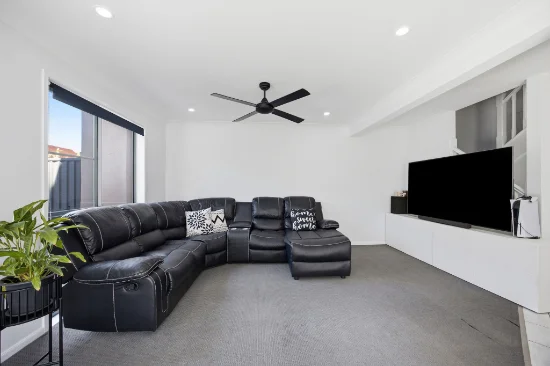 3/121-125 Greenacre Drive, Parkwood, Qld 4214-Image