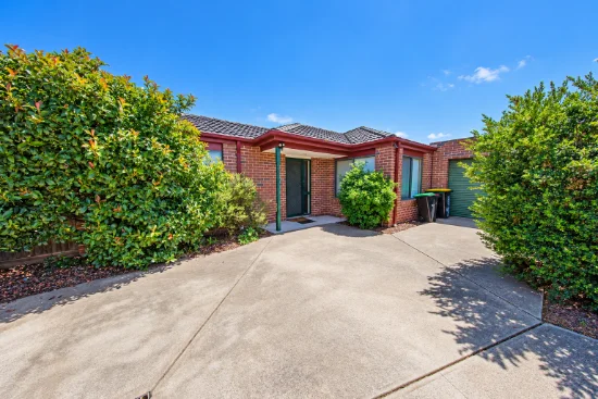 3/13 Lindsay Ct, Melton, Vic 3337