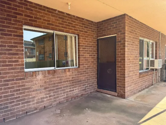 3/234 Wakaden Street, Griffith NSW 2680-Image