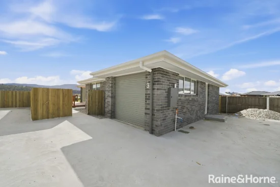 3/34 Lille Street, Brighton, Tas 7030
