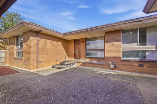 3/4 Nebo Court, Werribee, Vic 3030