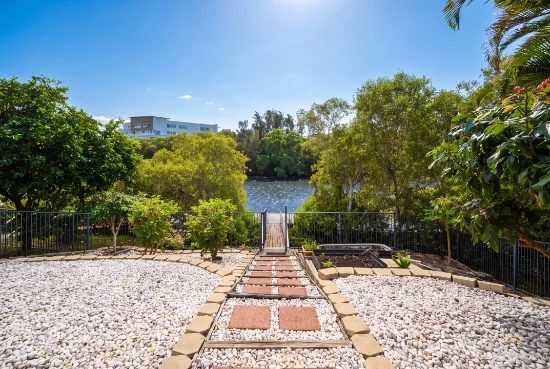 3/6-12 Monterey Keys Drive, Helensvale, Qld 4212 - For Rent