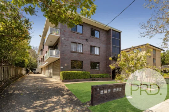 3/8 Brisbane Street, St Lucia, Qld 4067