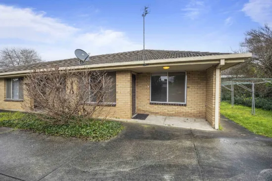3/8 Lawrence Street, Alfredton, Vic 3350