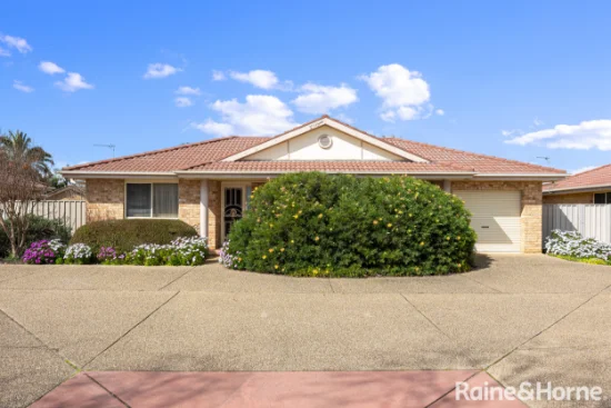 3/9 Inglis Street, Lake Albert, NSW 2650