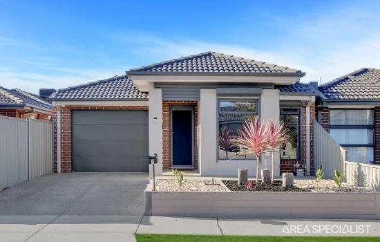3 Ajay Way, Kurunjang, Vic 3337