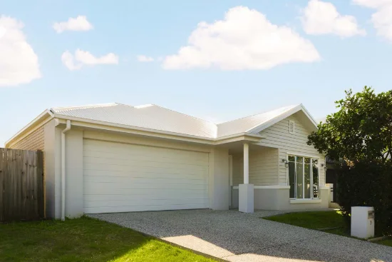 3 Altona Street, Newport, Qld 4020