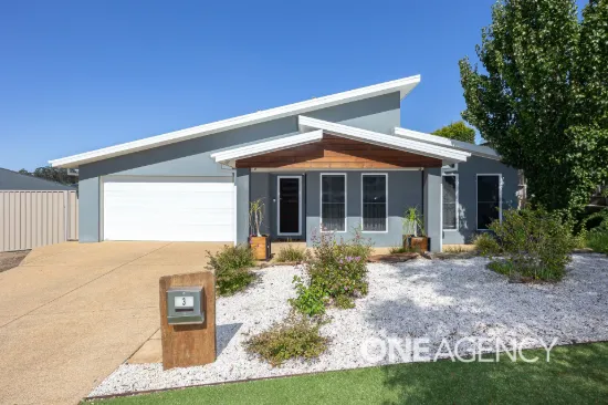 3 ANSETT STREET, Lloyd, NSW 2650
