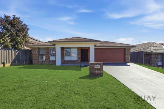 3 Auld Street, Elderslie, NSW 2570