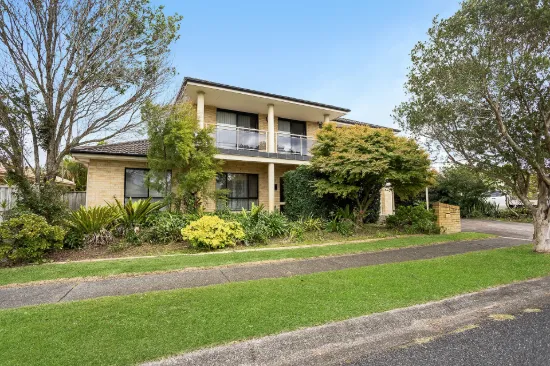 3 Ayres Avenue, Tea Gardens, NSW 2324