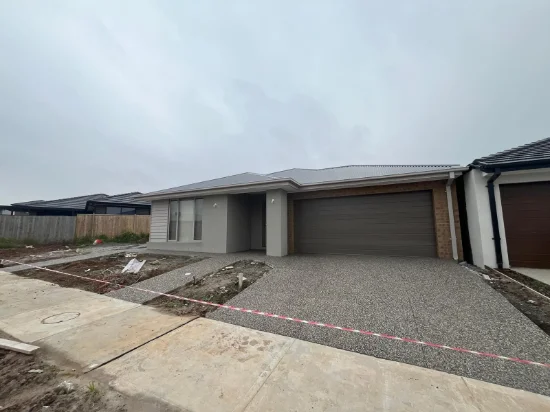 3 BASIN Street, FRASER RISE VIC 3336 - For Rent