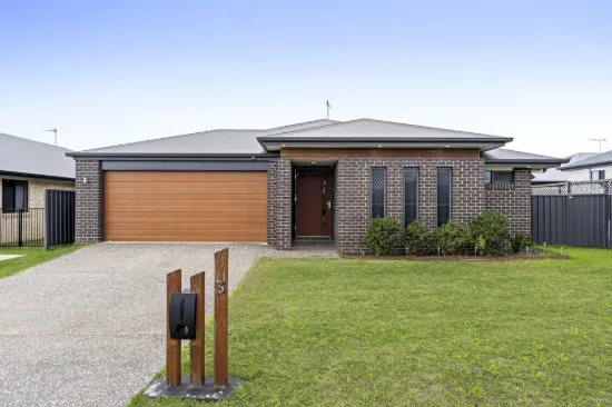 3 Basset Crescent, Torrington, Qld 4350