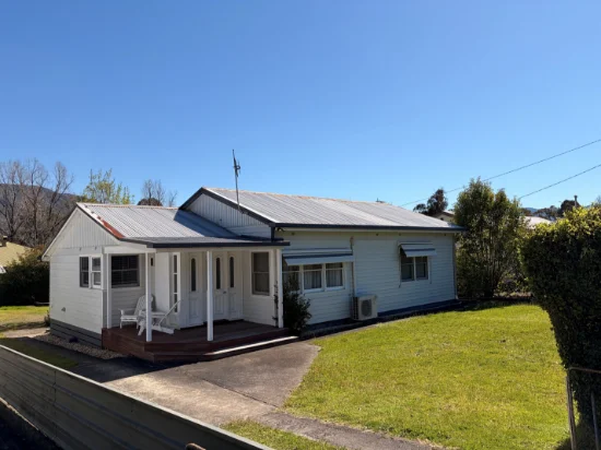 3 Beauty Avenue, Mount Beauty, Vic 3699