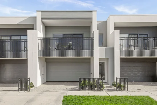 3 Beverly Way, Armstrong Creek, Vic 3217