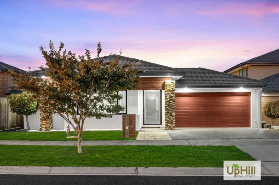 3 Blundy Boulevard, Clyde North, Vic 3978