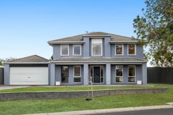 3 Boberrit Wynd, Sydenham, Vic 3037