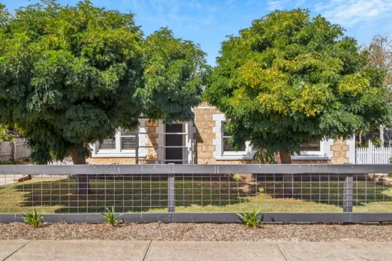3 BRECKNOCH ROAD, Strathalbyn, SA 5255